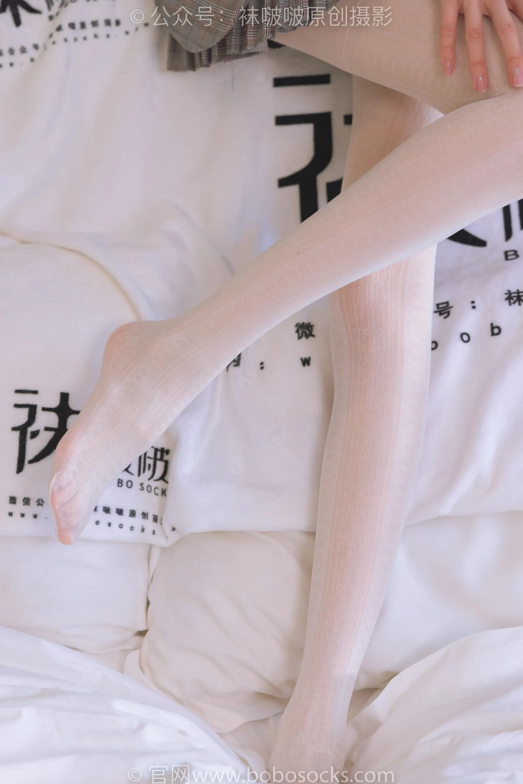 [BoBoSocks袜啵啵]NO.202 稚予-皮鞋、白色蕾丝丝袜、ol风[23] [53P]插图